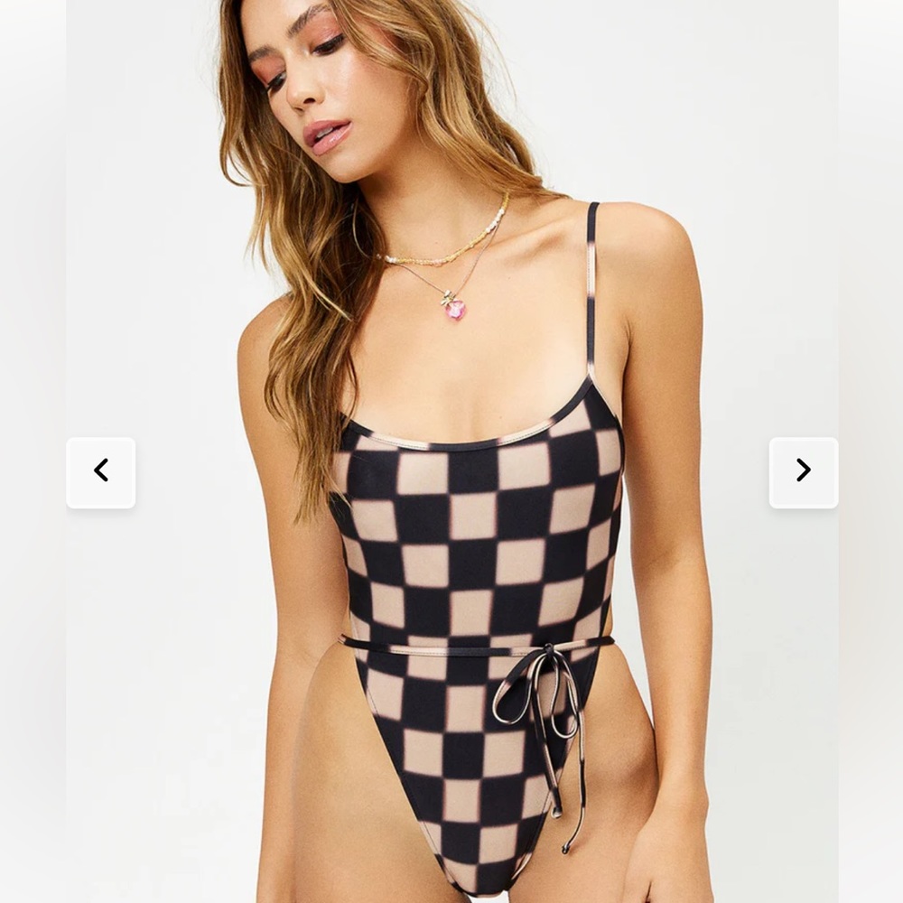 Frankies bikinis x Alo swimsuit - one piece, size small